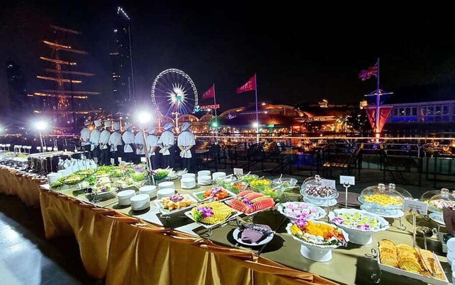 Bangkok: Luxury White Sunset or Dinner Cruise with Beer - Timing reality check: why your cruise might feel shorter than promised