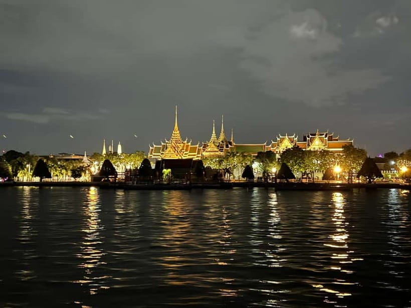 Bangkok: Opulence Luxury River Dinner Cruise - Drinks: what’s included, what’s extra, and how to budget