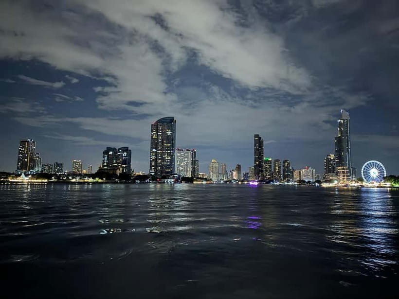 Bangkok: Opulence Luxury River Dinner Cruise - Seating, boarding order, and the one tip that helps