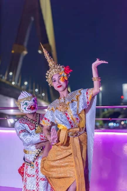 Bangkok: The Newest Luxury 5-Star Bangkok Chao Phraya Cruise - The new 3-deck boat and the rooftop trick that actually helps