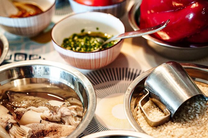 Barcelona Authentic Paella and Sangria Cooking Class - Sangria and Wine: The Dinner Component You Actually Wait For