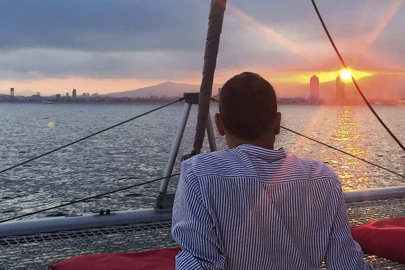 Barcelona: Luxury Catamaran Sunset Cruise - The sunset color show: timing on the final stretch