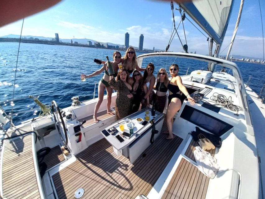 Barcelona: Luxury Private Sunset Yacht Cruise - Welcome drinks, snacks, and the short safety briefing