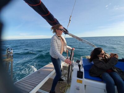 Barcelona: Luxury Private Sunset Yacht Cruise - Getting to Port Olimpic and finding the right berth (Moll de la Marina)