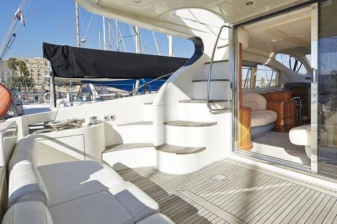 Barcelona Private Luxury Yacht Tour - Swimming and water play: snorkeling plus paddle surf board