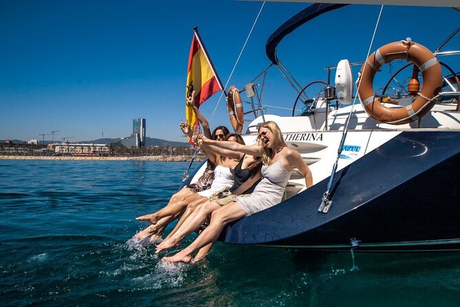 Barcelona Unique Private Luxury Sailing Tour (max 12 people) - How the price works for a private group