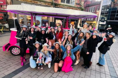 Belfast: Luxury Pink Hen Party Bike Tour (BYOB) - Pink party bike basics: pedals, Bluetooth, USB charging, and BYOB