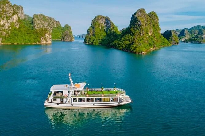 Best Halong Bay Tour One Day On Luxury Cruise 6 Hours Cruising - Lunch on board: seafood focus with a vegetarian menu