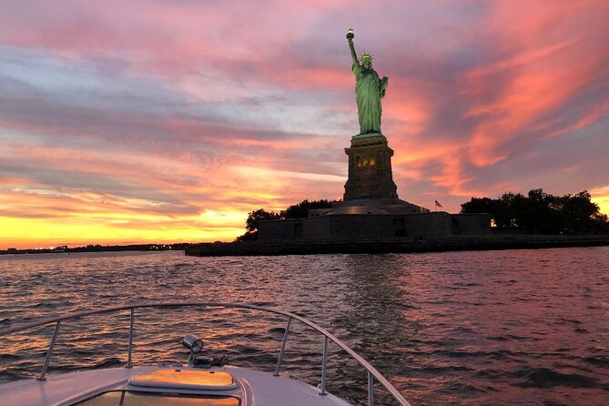 Best Private Luxury Daytime Boat Tour in New York City - 2 Hour - Statue of Liberty Up Close, Without the Crowds Chaos