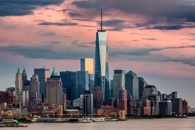 Best Private Luxury Daytime Boat Tour in New York City - 2 Hour - Captains Who Actually Make the Landmarks Make Sense
