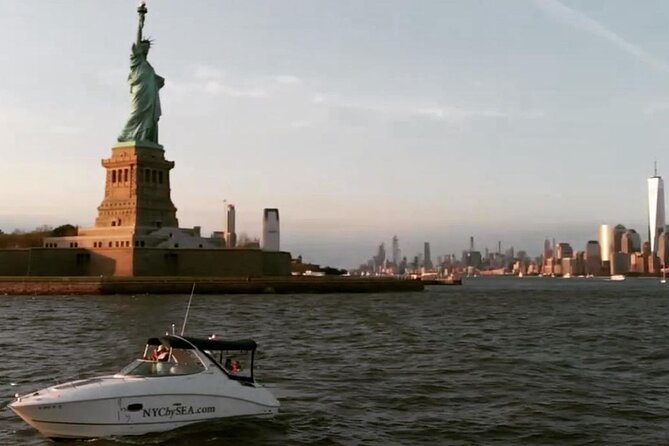 Best Private Luxury Daytime Boat Tour in New York City - 2 Hour - Price and Value: $499.99 for Up to 2, and When It’s Worth It