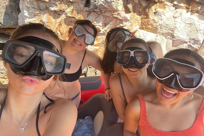 Blue Cave & Hvar, 5 Islands Speedboat with Luxury Seats in Shade - Meeting Point at Republic Square: Start Smooth, End Back Where You Began