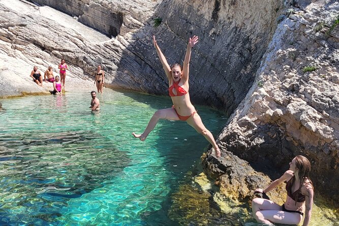 Blue Cave & Hvar, 5 Islands Speedboat with Luxury Seats in Shade - Stop 1: Biševo Blue Cave at the Right Light