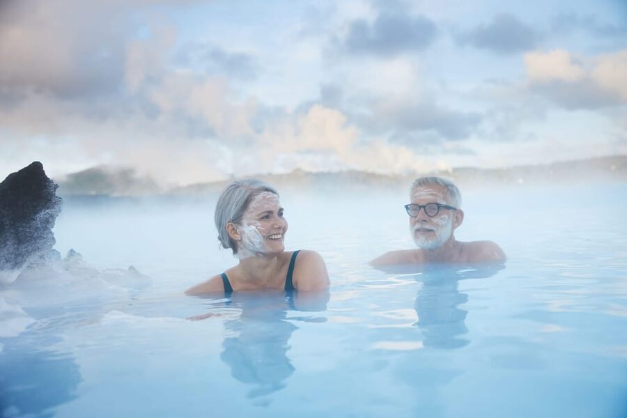 Blue Lagoon: Premium Admission with Drinks and Face Masks - Your time in the lagoon: warmth, mineral water, and places to roam