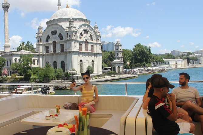 Bosphorus Luxury Lunch Cruise & Black Sea Swimming Experience - Food on board: what two courses feels like at sea