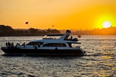 Bosphorus Sunset Cruise with Live Guide on Luxury Yacht - Hotel Pickup, Meeting Point, and How Smooth It Is