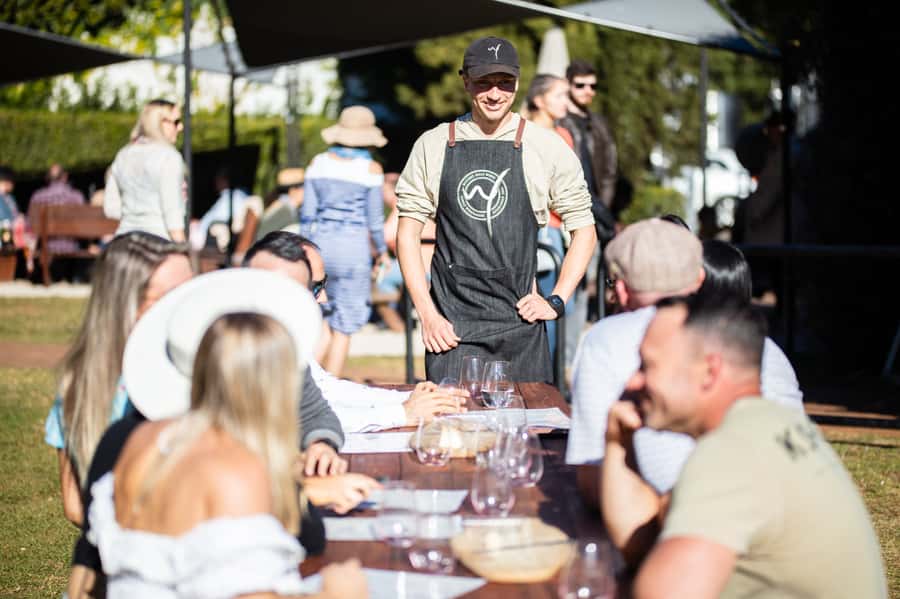Brisbane: Boutique Winery Tour with Gourmet Lunch - Cedar Creek Estate and Lunch at an Award-Chef Winery