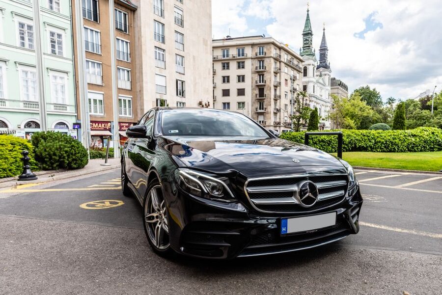 Budapest: Private Luxury Sightseeing Tour - Who should book this private luxury highlights tour