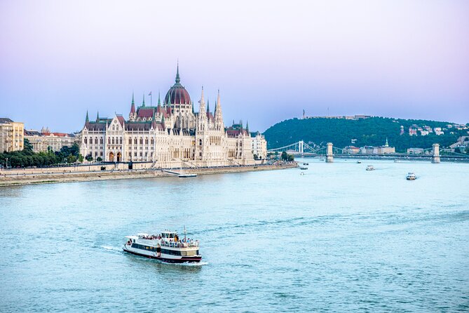 Budapest River Cruise with 1 Free Tokaj Frizzante and Audio Guide - Finding Március 15. tér and getting a seat without stress