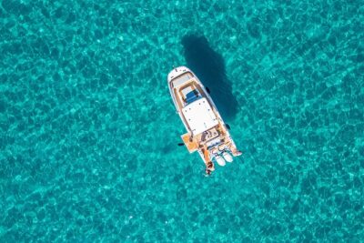 Cagliari 3 Hours Luxury Motorboat Tour - Wine and Snorkeling - Getting on board in Poetto: what to expect before you even sail