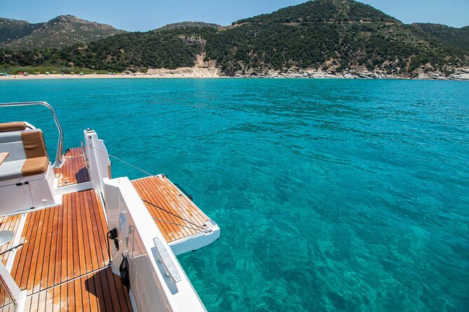Cagliari 3 Hours Luxury Motorboat Tour - Wine and Snorkeling - Timing and logistics: arrive early or risk losing the trip