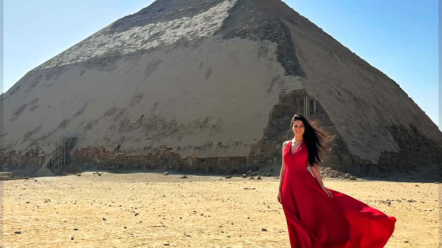 Cairo: Pyramids, Memphis, Sakkara & Dahshur Luxury Adventure - The guides, the pace, and why your language matters