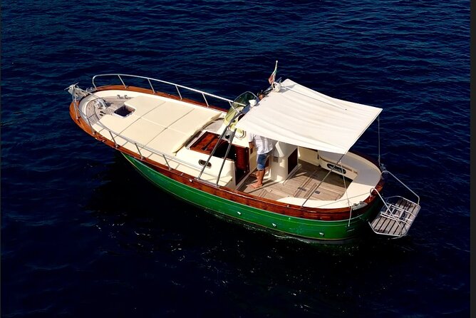 Capri Private Boat Tour from Sorrento - Premium 28ft Boat - Marina Grande Beach and Your Two Capri Options