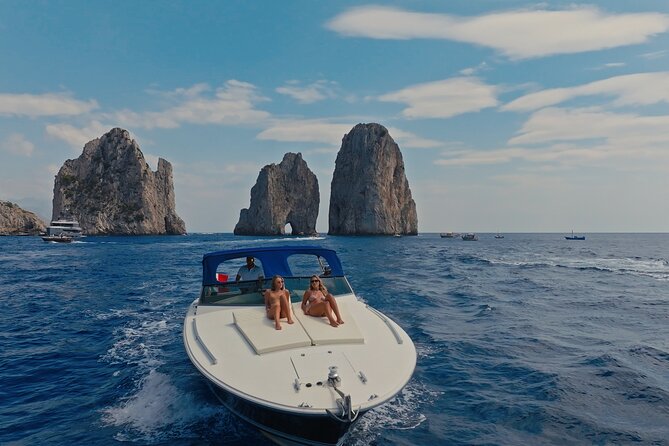Capri Private luxury Boat Tour - White Grotta and Corals: Light Through the Water