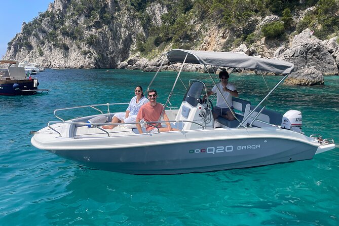 Capri Tour for Private Groups by Luxury Boat - Stop 1: Bagni Regina Giovanna and the Sorrento Coast Waterfall