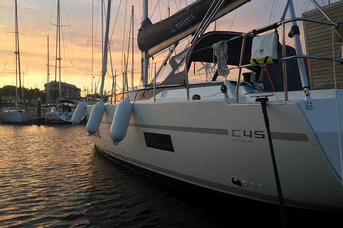 Cascais Private Luxury Sunset 2h Cruise with a drink - Private Sailing Means You Set the Pace (Not a Script)
