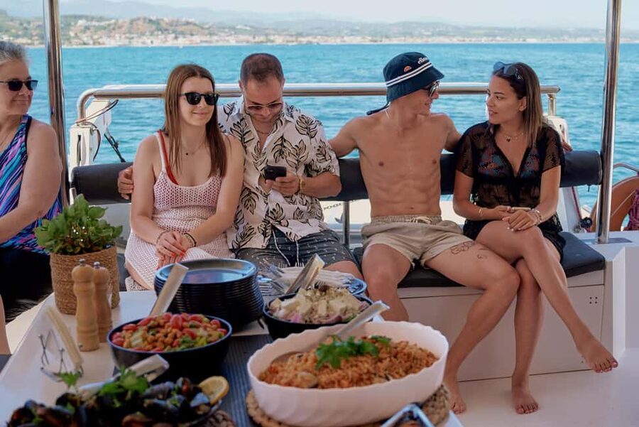 Chania: Morning Catamaran Cruise with Premium Lunch & Drinks - Making it work smoothly: what to bring and how to plan