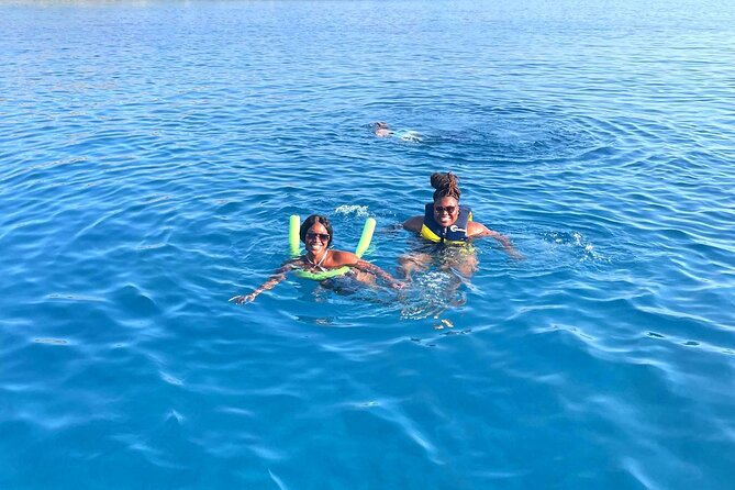 Chania: Morning Catamaran Cruise with Premium Lunch & Drinks - Lunch onboard: local-style food, unlimited drinks, and kid-friendly options