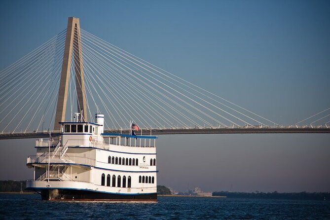 Charleston Harbor Luxury Dinner Cruise with Live Music - Live music on the water: a pleasant soundtrack, not a concert