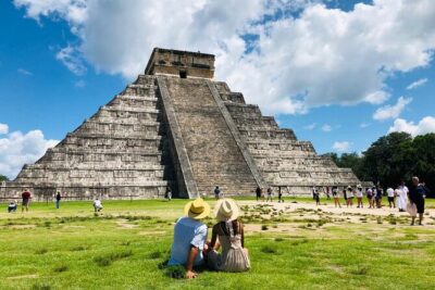 Chichén Itzá Premium Cenote y valladolid Day Tour - Chichén Itzá with a certified guide: the highlights and the ticket reality