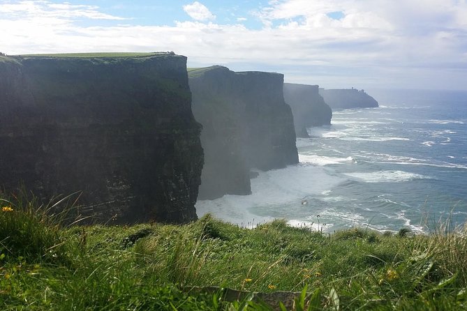 Cliffs of Moher including Cliffs of Moher Boat Experience Luxury Car Tour - Stop 1: Cliffs of Moher Experience entry and how to use the 90 minutes