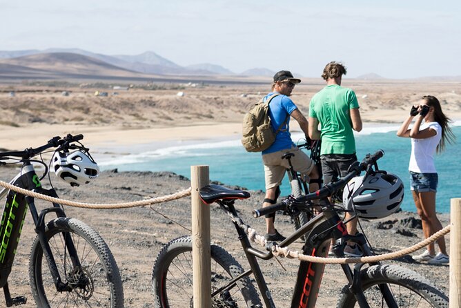 Coast to Coast PREMIUM eBike Tour; moderate level - 45 km - Barranco de los Encantados o Enamorados: the ravine stretch that changes the mood