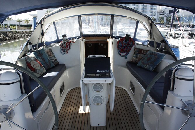 Coastal Tour on a Luxury Sailing Yacht From Vilamoura - Timing, weather, and what to pack for a smooth sail