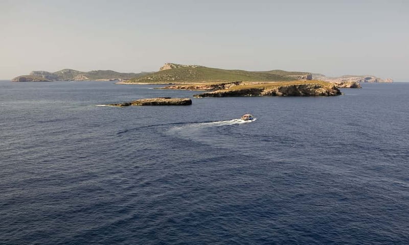 Colonia Sant Jordi: Premium & Fast Boat Tour around Cabrera - On the water: timing, comfort, and seat strategy