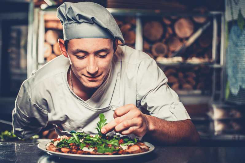 Como: Premium Pizza-Making Class at a Pizzeria - The 2.5-Hour Schedule: Bruschetta Break, Dough Work, and Baking