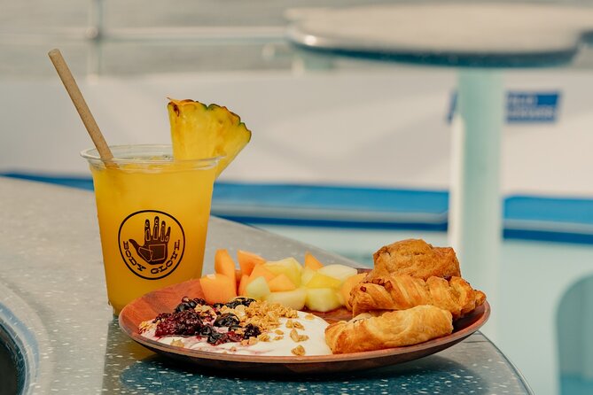 Deluxe Snorkel & Dolphin Watch Aboard a Luxury Catamaran from Kailua-Kona - Comfort details that make a difference at sea