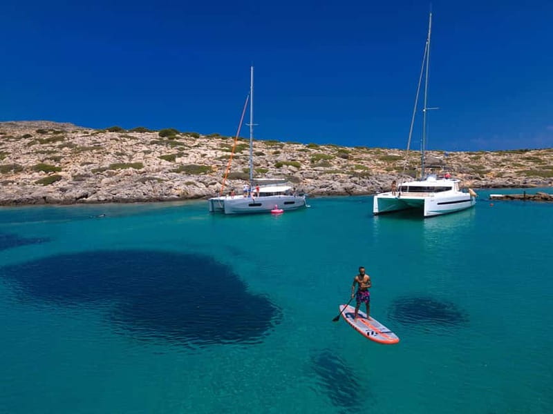 Dia Island Catamaran – Premium Lunch, Open Bar, Small Group - Who This Catamaran Cruise Fits Best
