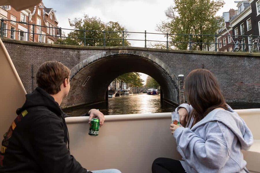 Discover Amsterdam: Luxury Canal Cruise with a Local Skipper - Who this electric canal cruise is best for