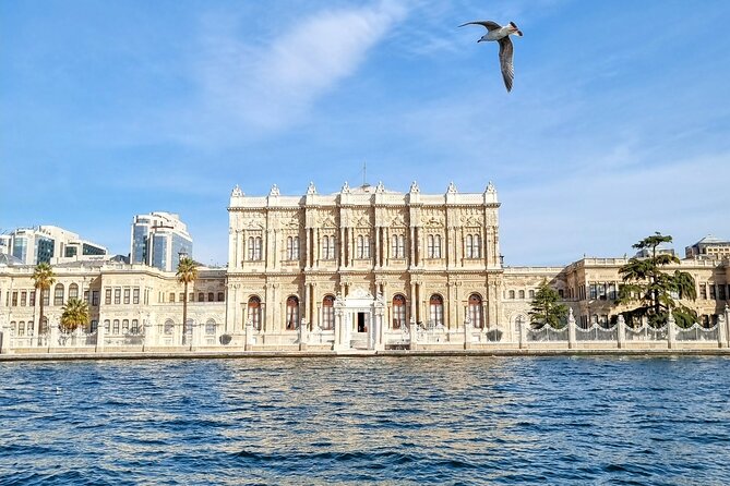 Dolmabahçe Palace and Sunset Tour on Luxury Yacht - Fatih Sultan Mehmet Bridge to Anadolu Hisari: Istanbul’s Modern Crossing Meets Medieval Defense