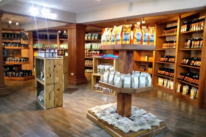 Don Lucas Cigar Factory & Store + Premium Rum Tasting (3 hours) - The rum bar: what you taste, what it costs, and how to enjoy it
