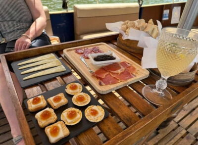 DOURO VALLEY: Premium Wine Tour, Winery Lunch & Private Boat - Picking up in Porto: simple start, clear handoff