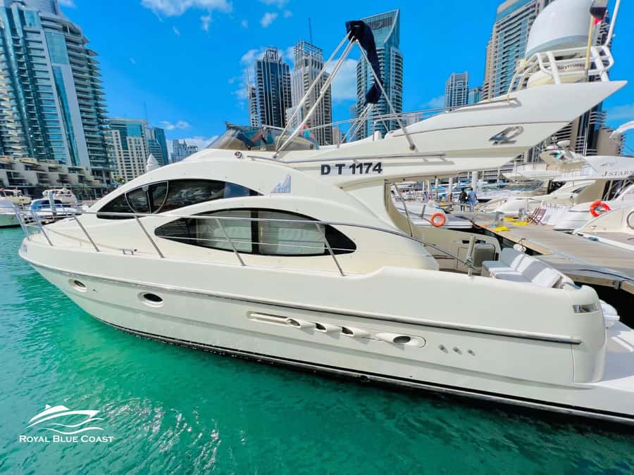 Dubai: Azimut 42 Feet Private Luxury Yacht Cruise - Royal Blue Coast Yachts Rental and Gate T: The one logistics detail you shouldn’t shrug off