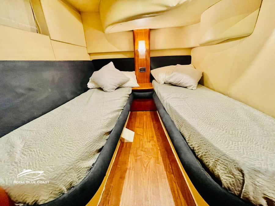 Dubai: Azimut 42 Feet Private Luxury Yacht Cruise - Who this private yacht cruise is perfect for (and who should skip it)