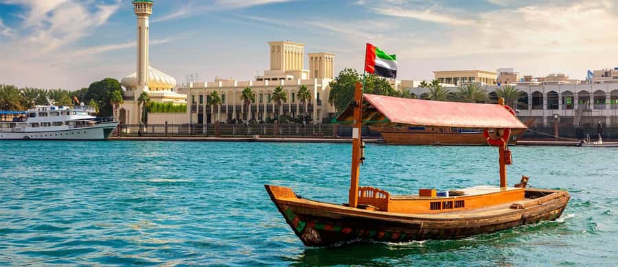 Dubai: City Tour with Professional Guide in Luxury Car - Jumeirah Mosque and the Beach Road Drive: Culture Meets Coastline