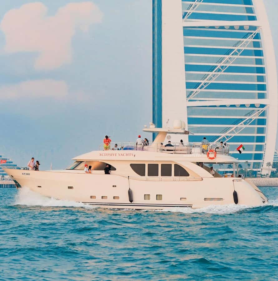 Dubai Harbor: Luxury Yacht Tour with BBQ Options - Price and value: $16 doesn’t buy this view on land