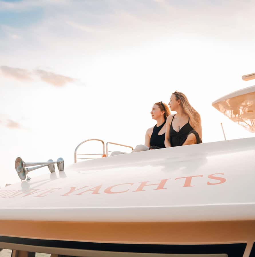 Dubai Harbor: Luxury Yacht Tour with BBQ Options - Rules that affect your comfort: shoes, swimwear, and what you can’t do